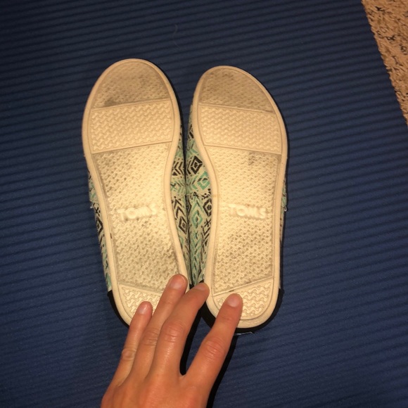 Patterned Toms! - Picture 3 of 4